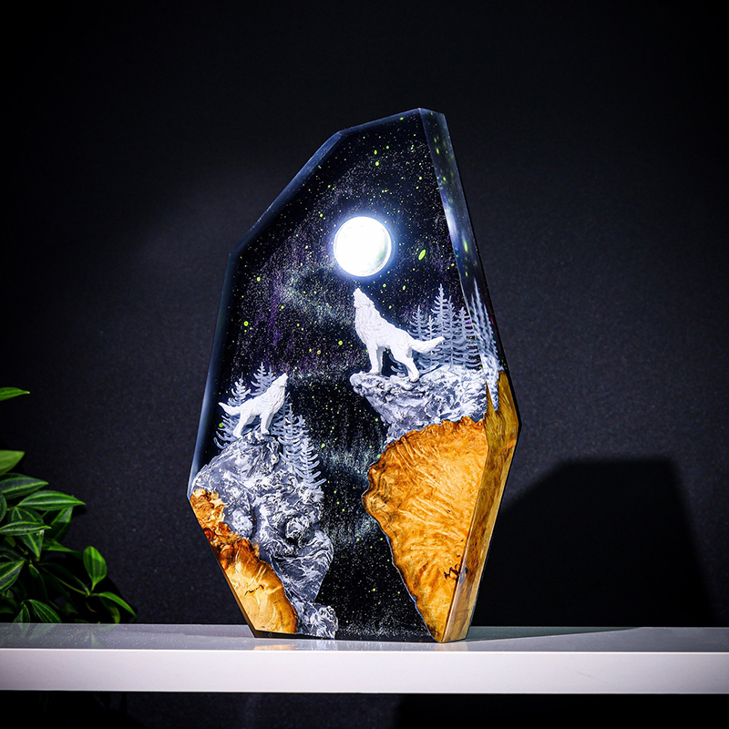 Resin Art Table - 自然動物フィギュア生物樹脂製テーブルライトクリエイティブアートデコレーション雪の夜オオカミの鳴き声ナイトライトUSB充電式