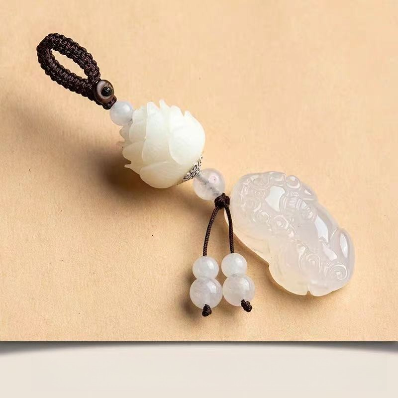 Resin Art Ring - ペンダント蓮キーホルダー車チャーム仏陀安全結び付きカップル男性女性車両キーリング装飾ギフト
