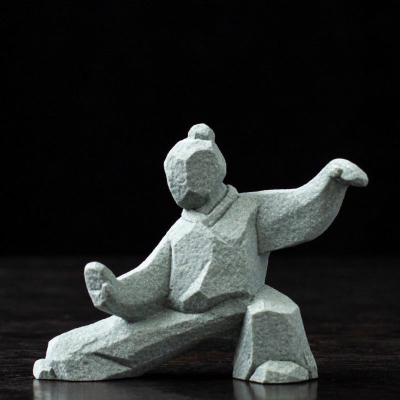 新しい中国風太極拳カンフー武術キャラクターの創造的な装飾品、 - Resin Art Table のレビューと価格