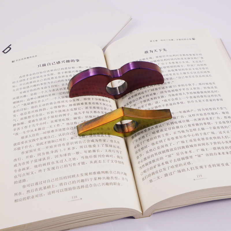 DIYクリスタルミラーシリコンモールドマルチスタイルブックリ - Resin Art Made Simple Book のレビューと価格