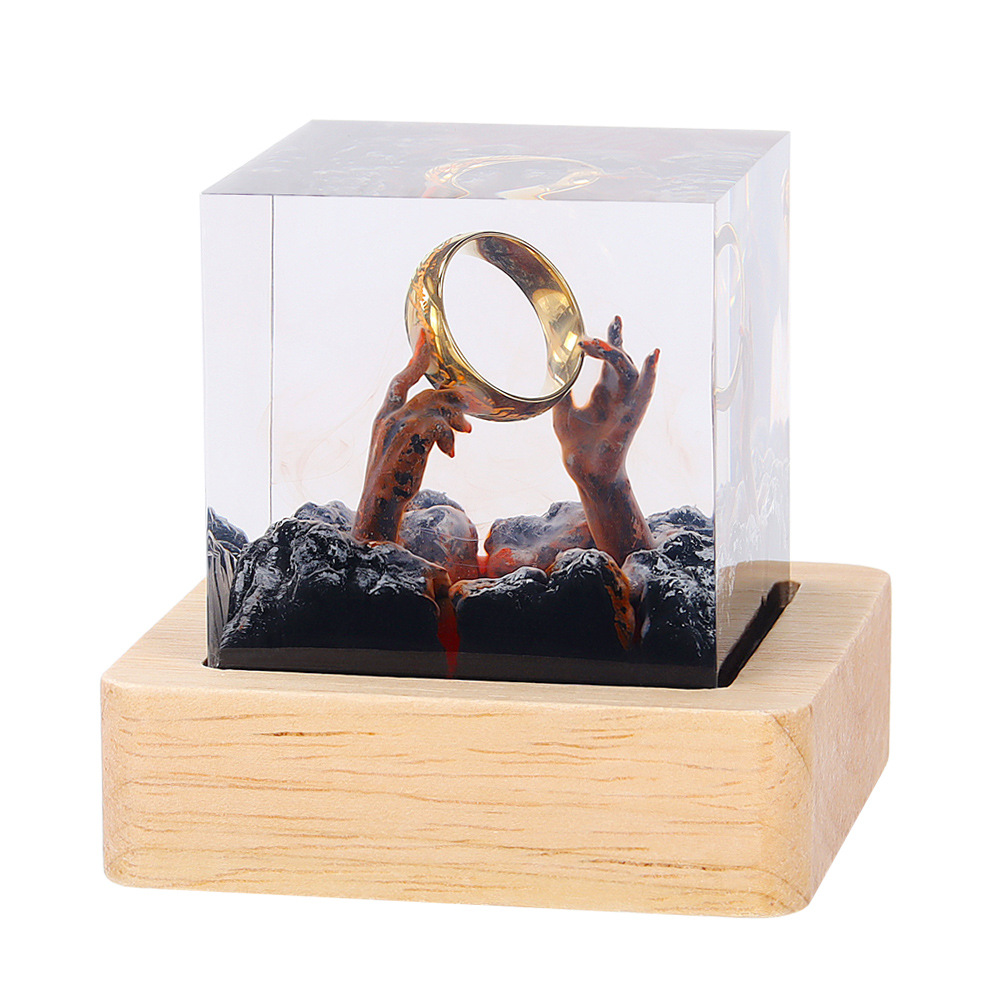 鬼界生物樹脂製テーブルライト クリエイティブアート ショック - Resin Art Ring のレビューと価格