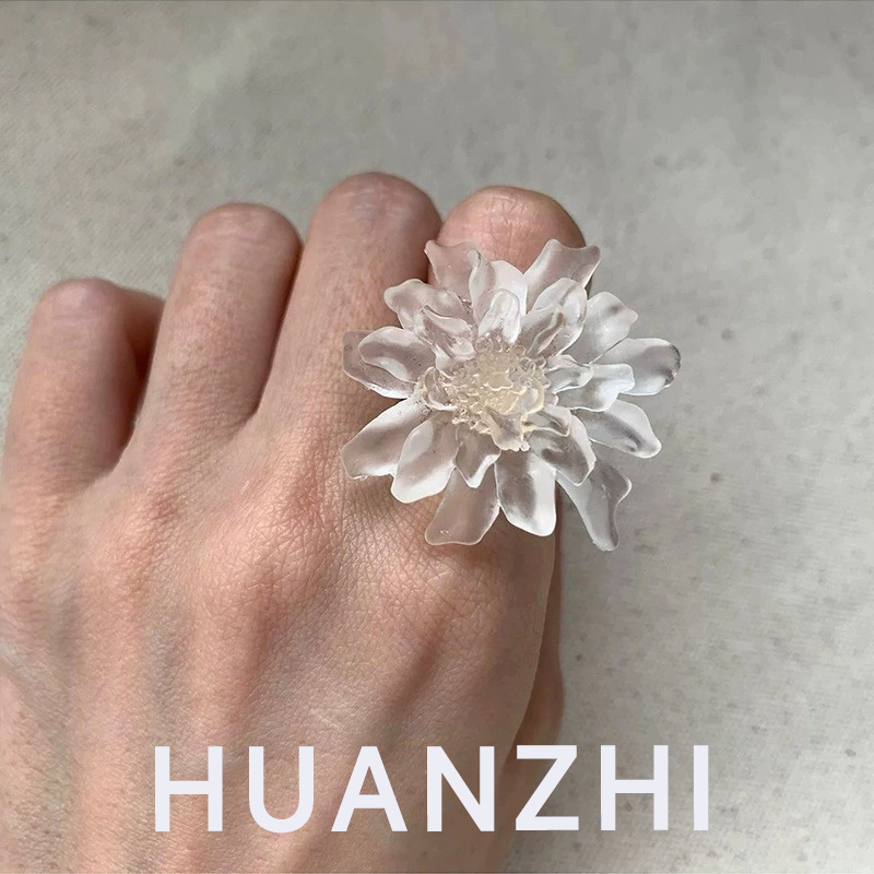 Huanzhi 白透明つや消し樹脂フラワーリングシンプルな  - Resin Art Ring のレビューと価格